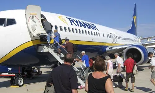 Hãng hàng không Ryanair sẽ giảm giá vé 5 - 7%