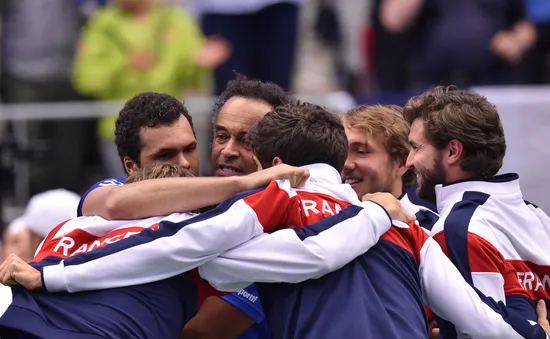 Tsonga thắng ngược, ĐT Pháp giành vé vào bán kết Davis Cup