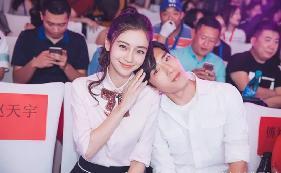 Angelababy tình tứ bên trai đẹp Tỉnh Bách Nhiên