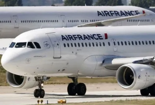 Air France hủy 20% số chuyến bay do phi công đình công