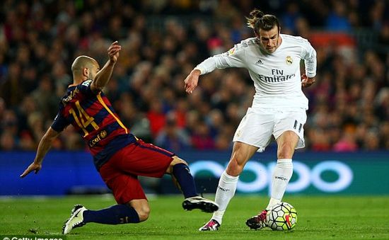 Trọng tài đã cướp trắng bàn thắng Gareth Bale ghi vào lưới Barca như thế nào?