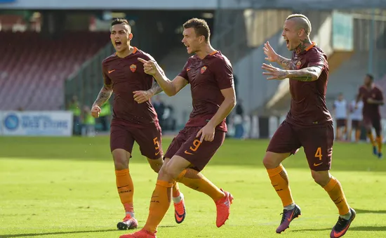 VIDEO, Napoli 1-3 AS Roma: Dzeko lập cú đúp, Roma thắng trận thứ 3 liên tiếp