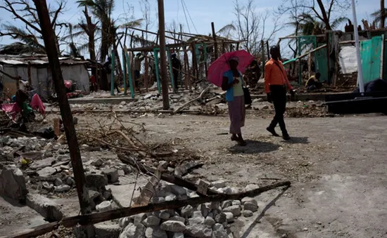 Hoạt động viện trợ tại Haiti gặp khó do hậu quả bão Matthew