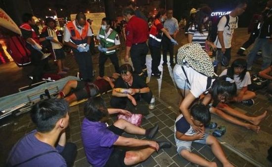 Hiện trường hỗn loạn sau vụ nổ tàu ở Đài Loan (Trung Quốc)