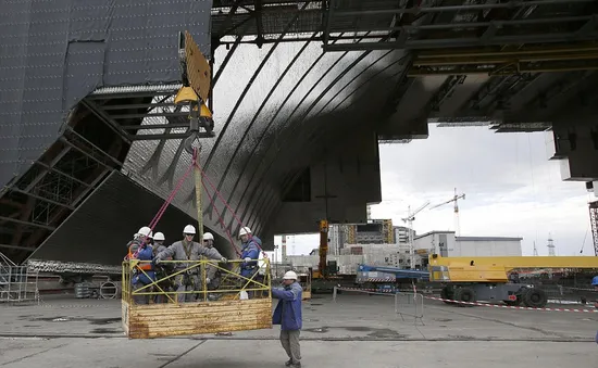 Ukraine xây mái vòm mới bao bọc nhà máy hạt nhân Chernobyl