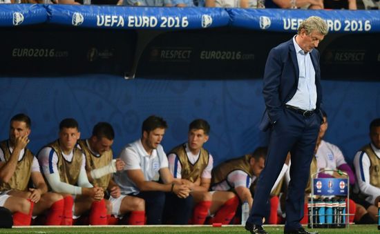 CHÍNH THỨC: HLV Roy Hodgson chia tay tuyển Anh sau trận thua sốc tại EURO 2016