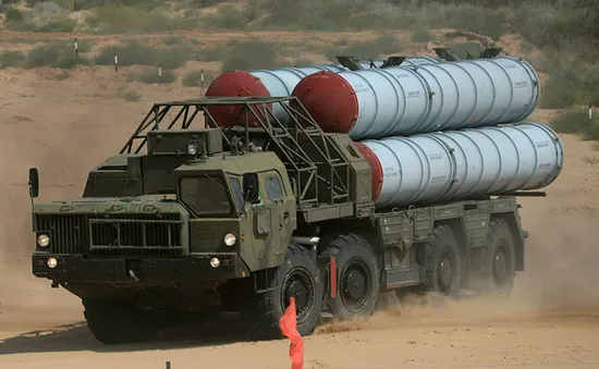 Bộ Quốc phòng Nga xác nhận cung cấp tên lửa S-300 cho Syria