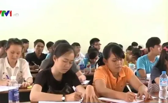 Đằng sau câu chuyện bỏ đại học của sinh viên ĐH Nông Lâm TP.HCM