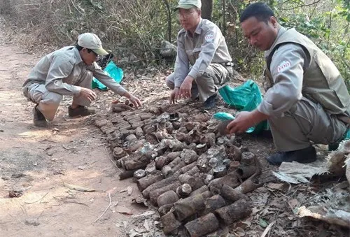 Phát hiện bom tại khu vực biên giới