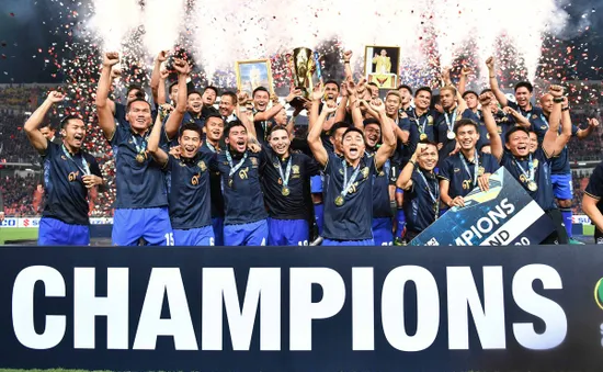 Bí quyết nào giúp Thái Lan ngược dòng giành ngôi vô địch AFF Cup 2016?