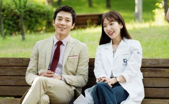 Công ty quản lý của Park Shin Hye tưởng Doctors sẽ thất bại thảm hại