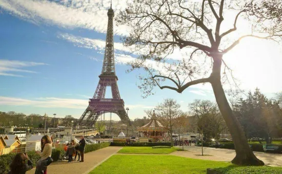Ngành du lịch Pháp đứng trước nguy cơ thất bát sau vụ khủng bố ở Nice