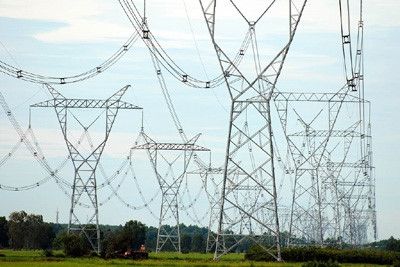 Sét đánh gây mất liên kết hệ thống điện 500kV