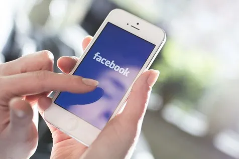 Facebook chi 50 triệu USD thuê người nổi tiếng phát video trực tiếp