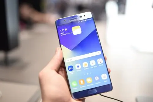 Galaxy Note 7 vắng bóng trên các kệ hàng ở Việt Nam