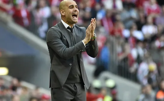 Chi tiền tấn. HLV Guardiola vẫn chưa ưng hàng thủ