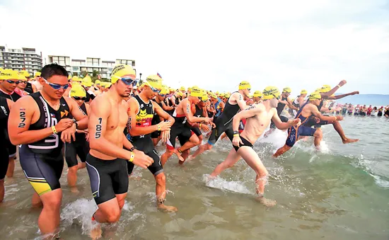 Hơn 1.100 VĐV thế giới tham gia VNG Ironman 70.3 Việt Nam 2016