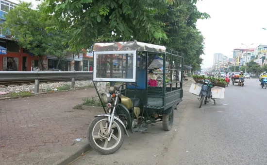 CSGT Hà Nội ra quân xử lý triệt để xe ba bánh giả mạo thương binh