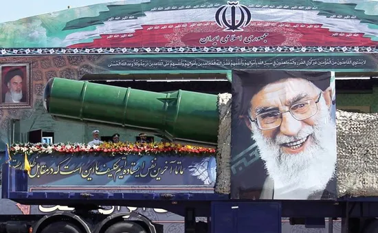 Iran dọa sẽ đáp trả nếu Mỹ gia hạn đạo luật trừng phạt
