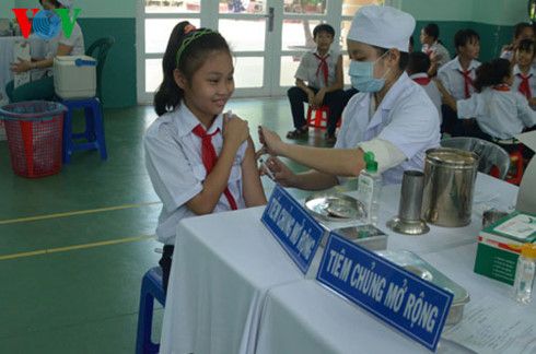 Tiêm vaccine sởi - Rubella miễn phí tại TP.HCM