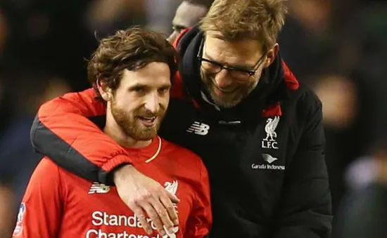 HLV Jurgen Klopp "miễn bàn" về tương lai Joe Allen