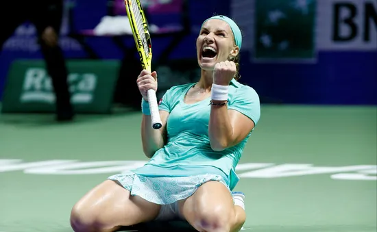 WTA Finals bảng trắng: Kuznetsova giành vé vào bán kết