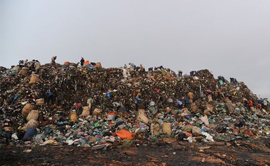 Vĩnh Long: Thiếu tiền xử lý ô nhiễm nhưng lại bỏ ra 4 tỷ đồng để giải phóng mặt bằng làm bãi rác