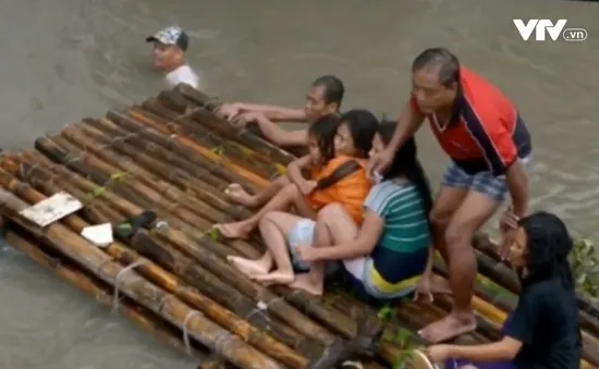 Gần 24.000 người phải sơ tán do lũ quét tại Philippines