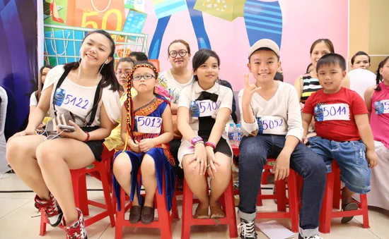 Vietnam Idol Kids 2016: Thí sinh nhí đối đáp với BGK rất “chất” và đáng yêu