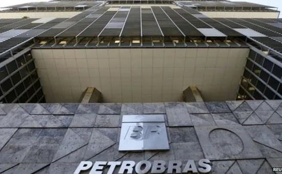 Thêm một chính khách Brazil bị bắt giữ trong vụ bê bối Petrobras