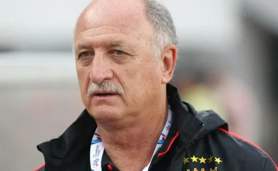 “Phù thủy” Scolari sẵn sàng dẫn dắt ĐT Anh