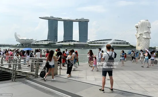 Các điểm du lịch tại Singapore vẫn đông khách bất chấp dịch Zika