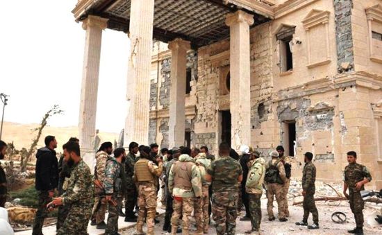 Quân đội Syria tái chiếm thành cổ Palmyra