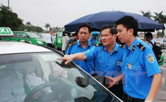 Đề nghị lùi thời hạn thu hồi giấy phép hãng taxi dưới 50 xe