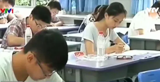 Trung Quốc ra lệnh cấm học sinh xé sách
