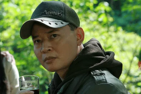 Diễn viên Tùng Dương: "Mặt tôi không đến nỗi nham nhở, đểu giả"