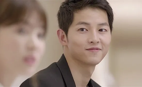 Hậu duệ mặt trời: 6 câu nói của Song Joong Ki khiến fan “chết ngất”