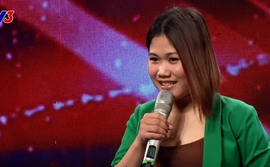 Got Talent: Cô gái Philippines gây "náo loạn" với bản hit của Adele và Mỹ Tâm