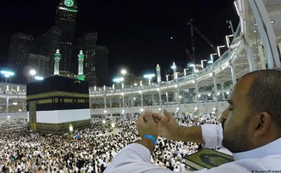 Vòng tay điện tử cho người hành hương tới Mecca