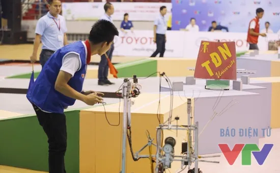 Robocon 2016: “Giải mã” những chiến thắng bất ngờ của ĐH Trần Đại Nghĩa