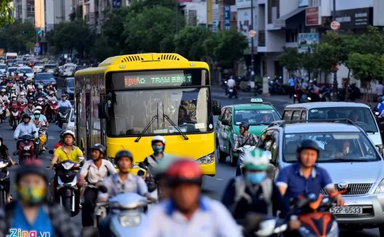 TP.HCM thí điểm vận hành 3 tuyến xe bus không trợ giá