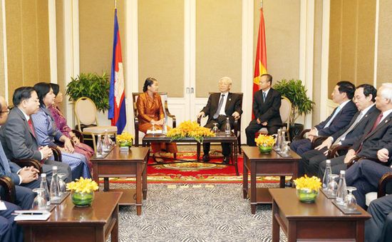 Tổng Bí thư tiếp Đoàn đại biểu Hội Hữu nghị và Nhóm Nghị sĩ hữu nghị Campuchia - Việt Nam
