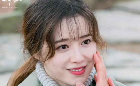 “Cỏ” Goo Hye sun vẫn nằm viện sau khi bỏ đóng chung với Kang Tae Oh