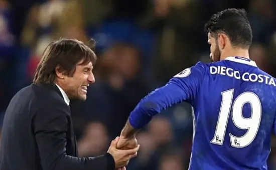 Ông chủ Abramovich thưởng nóng thầy trò Conte