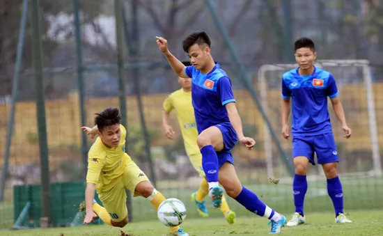 ĐT U18 Việt Nam lên đường dự giải bóng đá trẻ quốc tế ASEAN - Côn Minh 2017