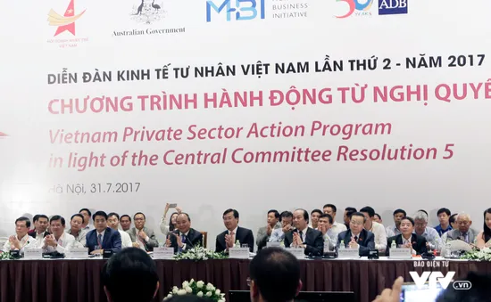 Thủ tướng: Doanh nghiệp tư nhân phấn đấu đóng góp 50-60% GDP