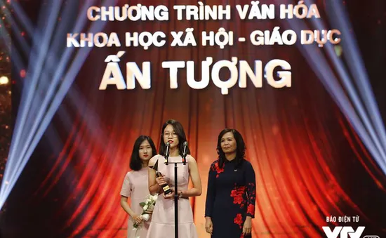 VTV Đặc biệt: "Giấc mơ bay" xuất sắc đoạt giải  ở VTV Awards 2017