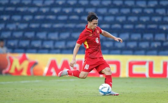 VIDEO: Trên chấm 11m, Công Phượng ghi bàn gỡ hoà 1-1 cho U23 Việt Nam