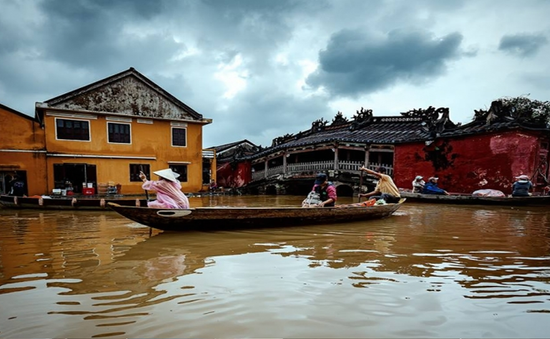 Quảng Nam: Hội An thiệt hại nặng, Đại Lộc vẫn chìm trong biển nước