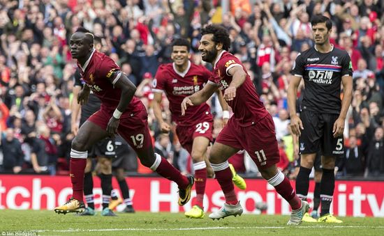 Ngoại hạng Anh ngày 19/8: Liverpool thắng trận đầu, Arsenal thua sốc trước Stoke